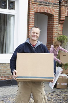 Customer completing a secure Aldgate Storage payment online