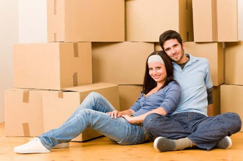 Cubic-yard pricing example for household items and boxes